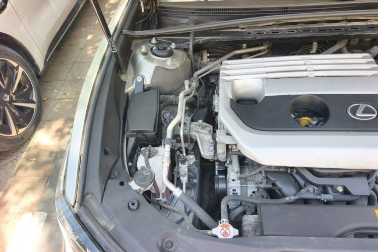 Used Lexus ES 2021 200 Excellence Edition Engine Bay Right