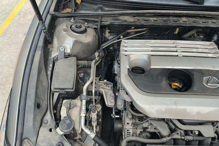 Used Lexus ES 2021 200 Excellence Edition Engine Bay Right