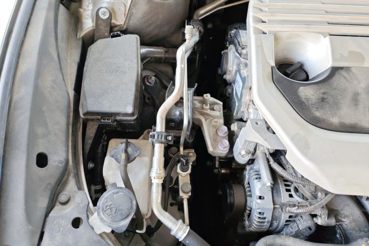 Used Lexus ES 2021 200 Excellence Edition Engine Bay Right