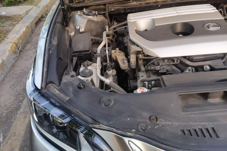Used Lexus ES 2021 200 Excellence Edition Engine Bay Right