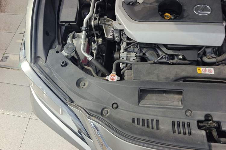 Used Lexus ES 2021 200 Excellence Edition Engine Bay Right