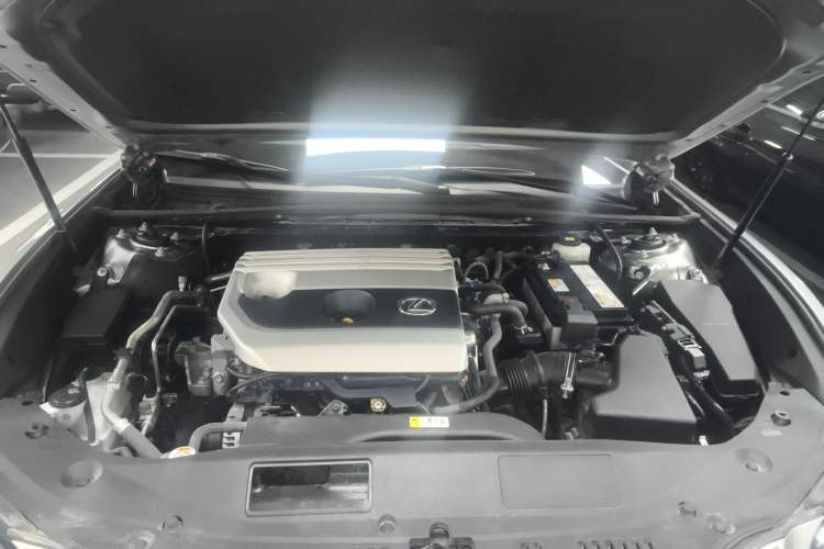 Used Lexus ES 2021 200 Excellence Edition Engine Bay
