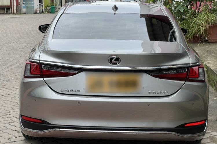 Used Lexus ES 2021 200 Excellence Edition Exterior 1