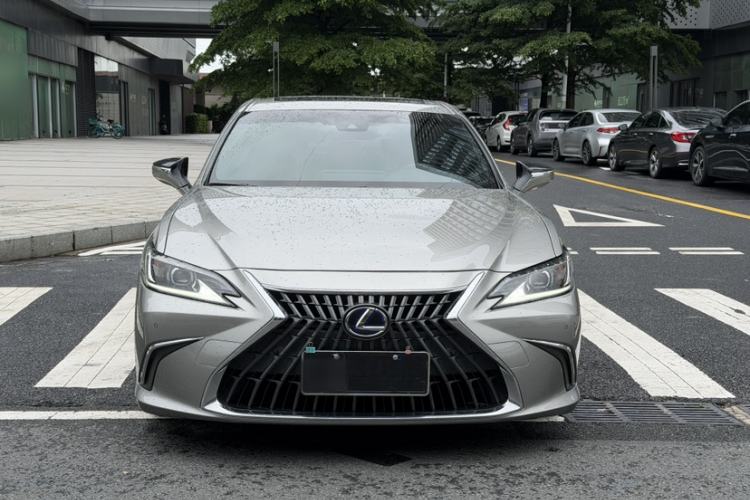 Used Lexus ES 2021 300h Excellence Edition Exterior 2