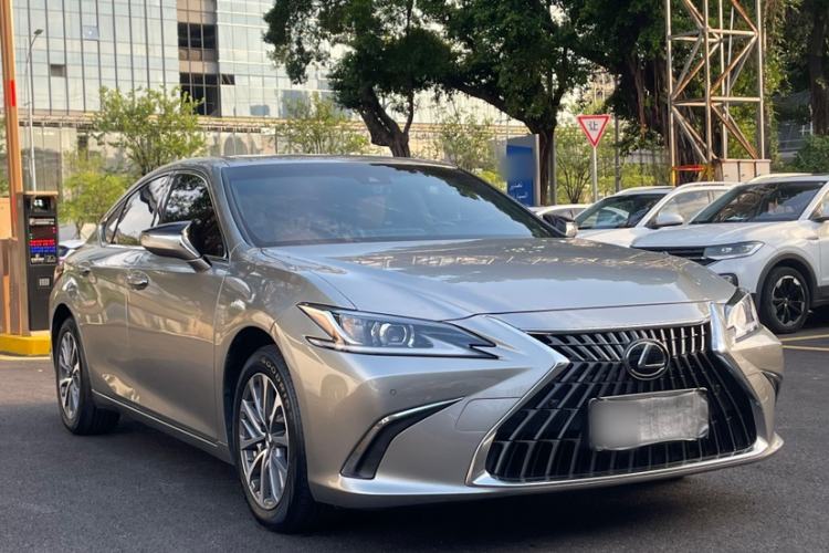 Used Lexus ES 2021 260 Excellence Edition Exterior 2