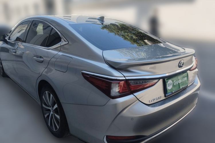 Used Lexus ES 2021 200 Luxury Edition Exterior 3