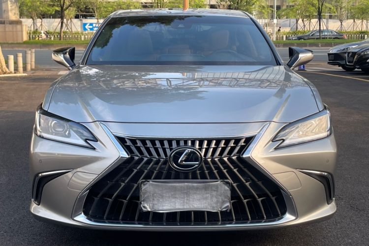 Used Lexus ES 2021 260 Excellence Edition Exterior 4