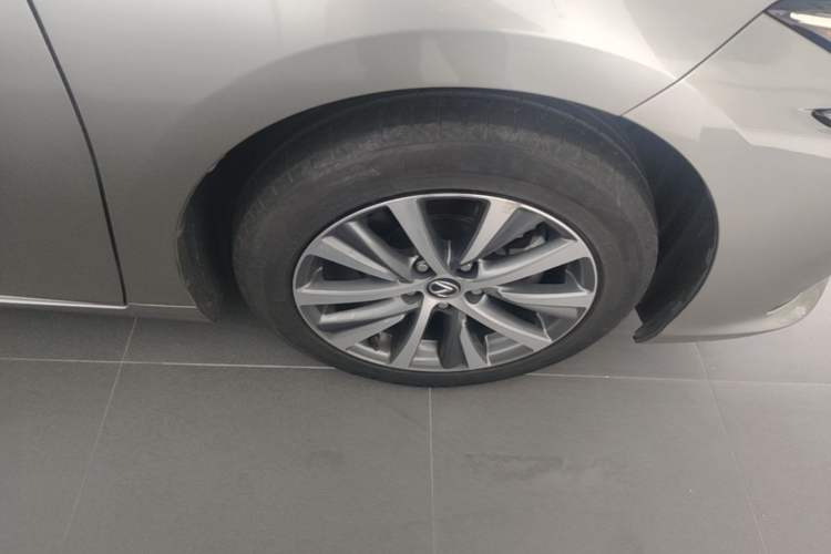 Used Lexus ES 2021 200 Excellence Edition Exterior 4