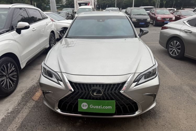Used Lexus ES 2021 200 Excellence Edition Exterior 5