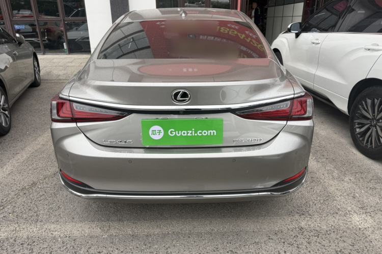Used Lexus ES 2021 200 Excellence Edition Exterior 7
