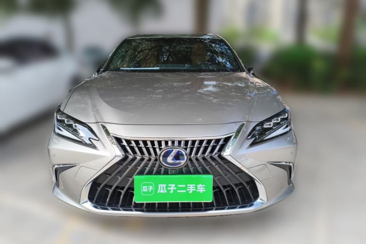 Used Lexus ES 2021 300h Executive Edition Front