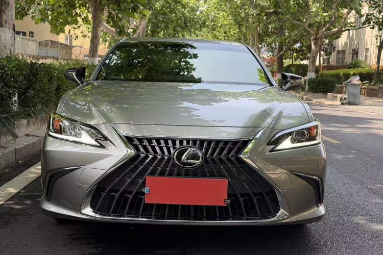 Used Lexus ES 2021 200 Excellence Edition Front
