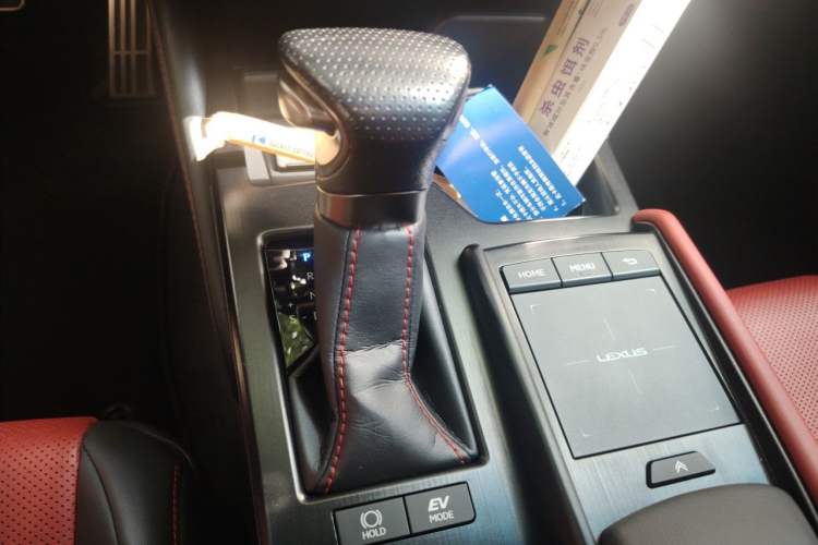 Used Lexus ES 2021 300h F SPORT Gear Lever