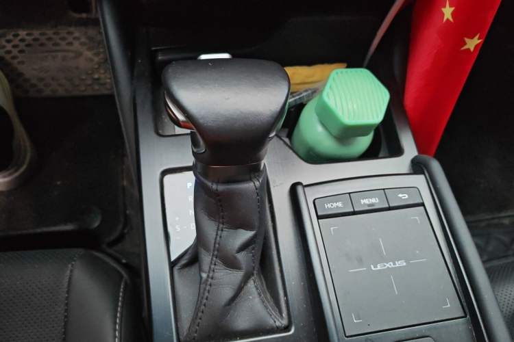 Used Lexus ES 2021 300h Deluxe Edition Gear Lever