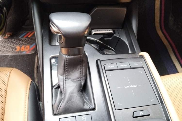 Used Lexus ES 2021 200 Excellence Edition Gear Lever