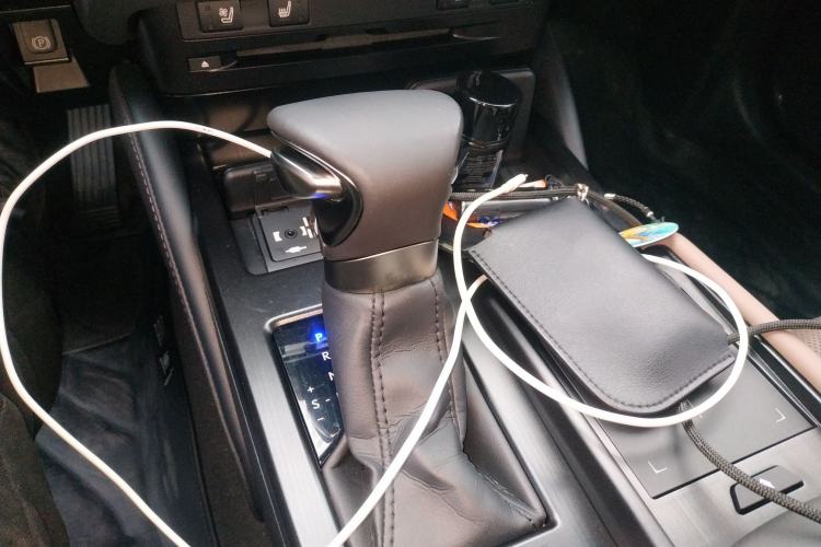 Used Lexus ES 2021 300h Deluxe Edition Gear Lever