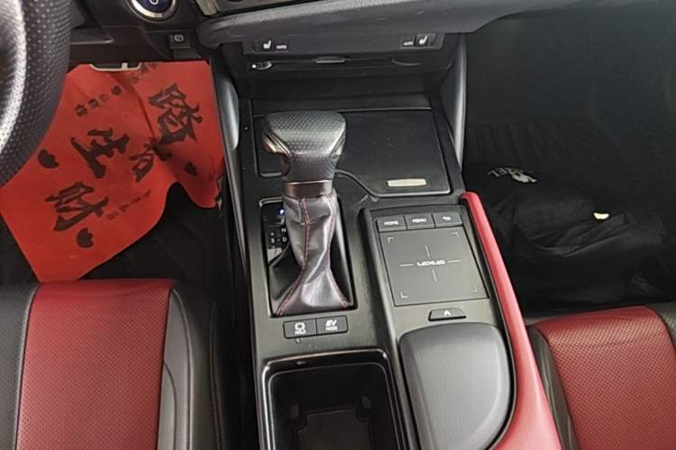 Used Lexus ES 2021 300h F SPORT Gear Lever