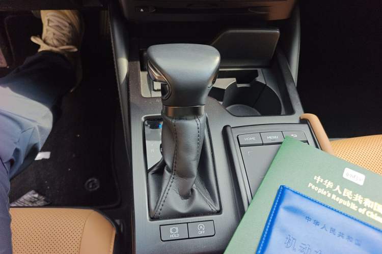 Used Lexus ES 2021 200 Excellence Edition Gear Lever