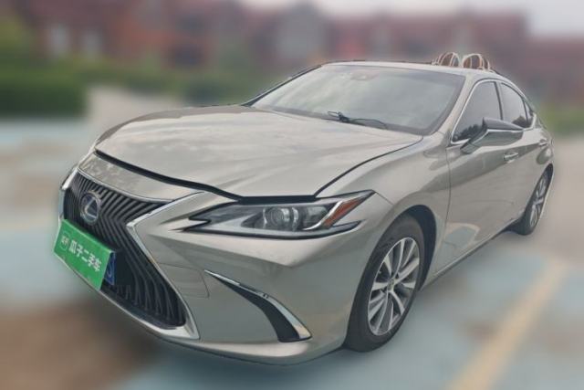 Used Lexus ES 2021 300h Excellence Edition