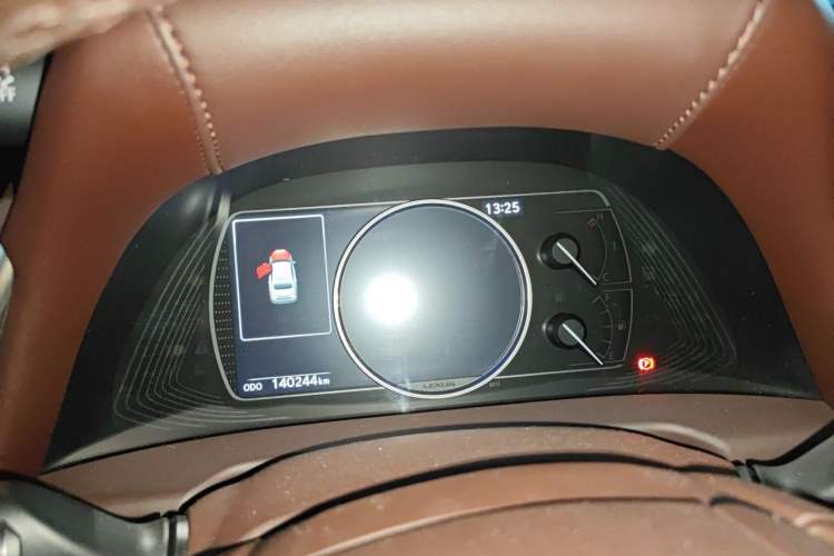 Used Lexus ES 2021 300h Excellence Edition Instrument Cluster
