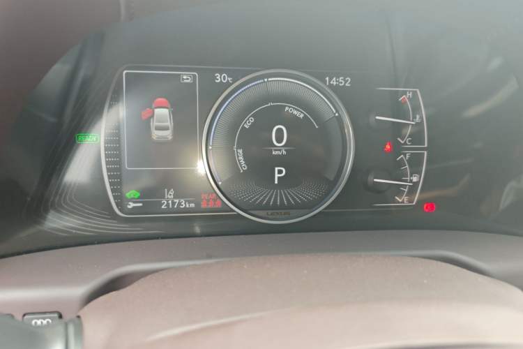 Used Lexus ES 2021 300h Excellence Edition Instrument Cluster