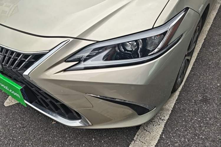 Used Lexus ES 2021 300h Excellence Edition Left Front Headlight
