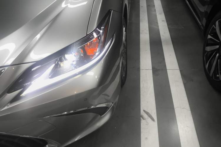 Used Lexus ES 2021 200 Excellence Edition Left Front Headlight