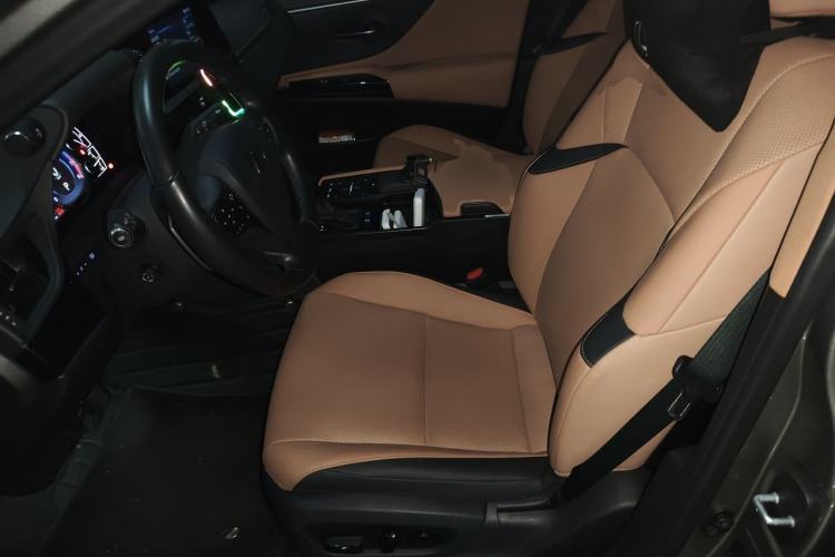 Used Lexus ES 2021 260 Excellence Edition Left Front Seat
