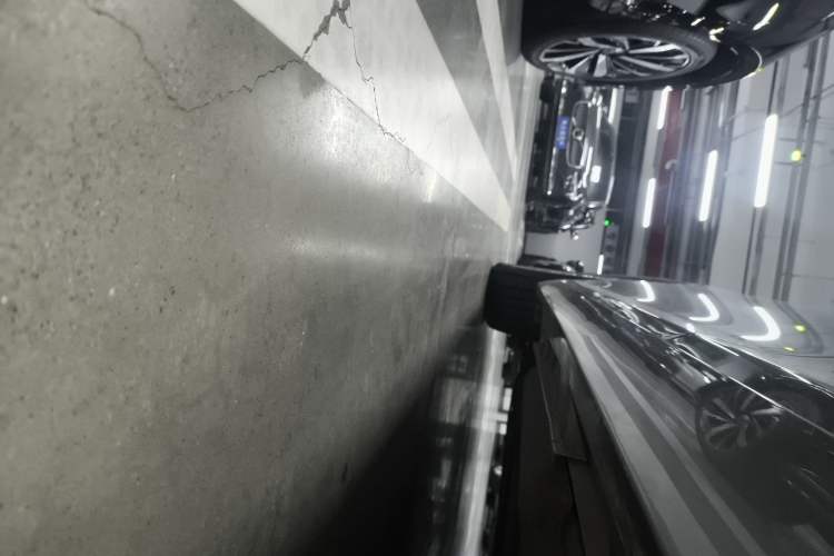 Used Lexus ES 2021 200 Excellence Edition Left Side Sill