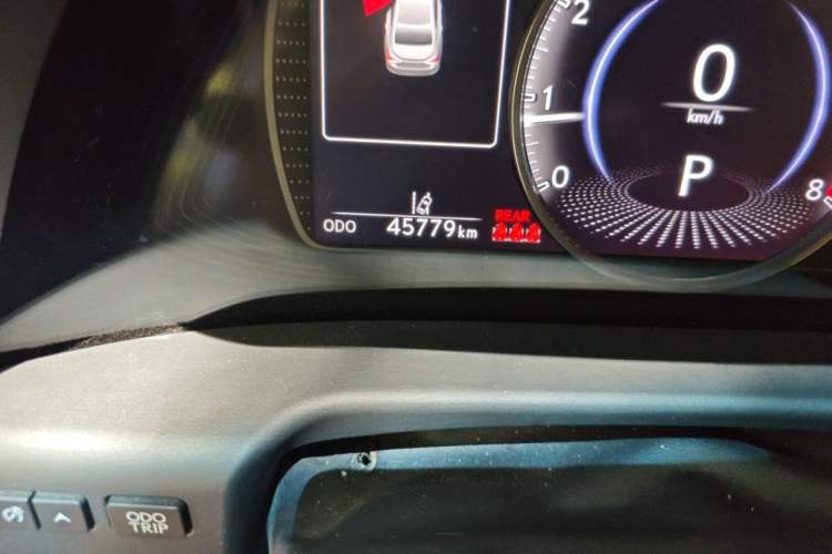 Used Lexus ES 2021 200 Luxury Edition Odometer Close Up