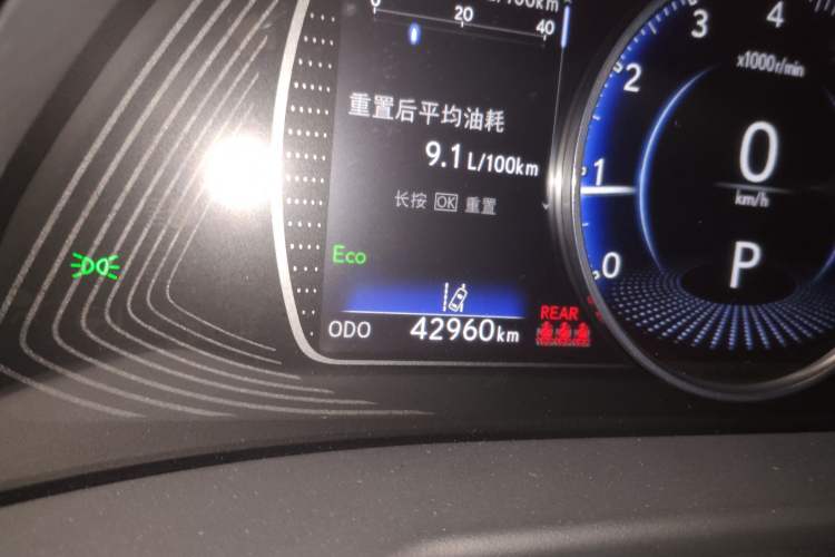 Used Lexus ES 2021 200 Excellence Edition Odometer Close Up