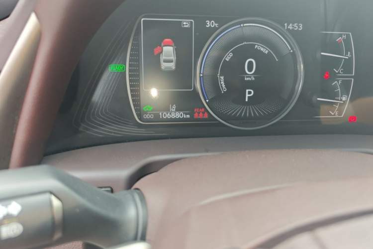 Used Lexus ES 2021 300h Excellence Edition Odometer Close Up