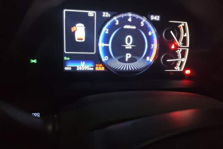 Used Lexus ES 2021 260 Excellence Edition Odometer Close Up