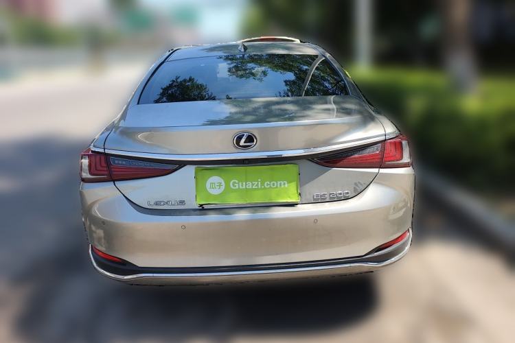 Used Lexus ES 2021 200 Excellence Edition Rear
