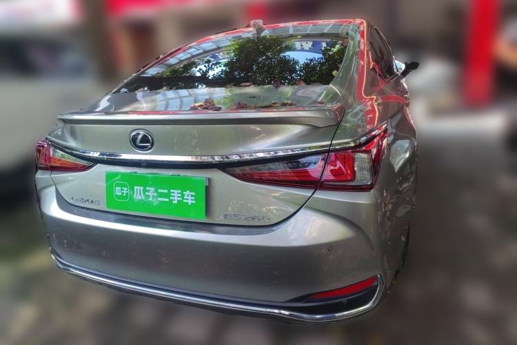 Used Lexus ES 2021 260 Excellence Edition Rear