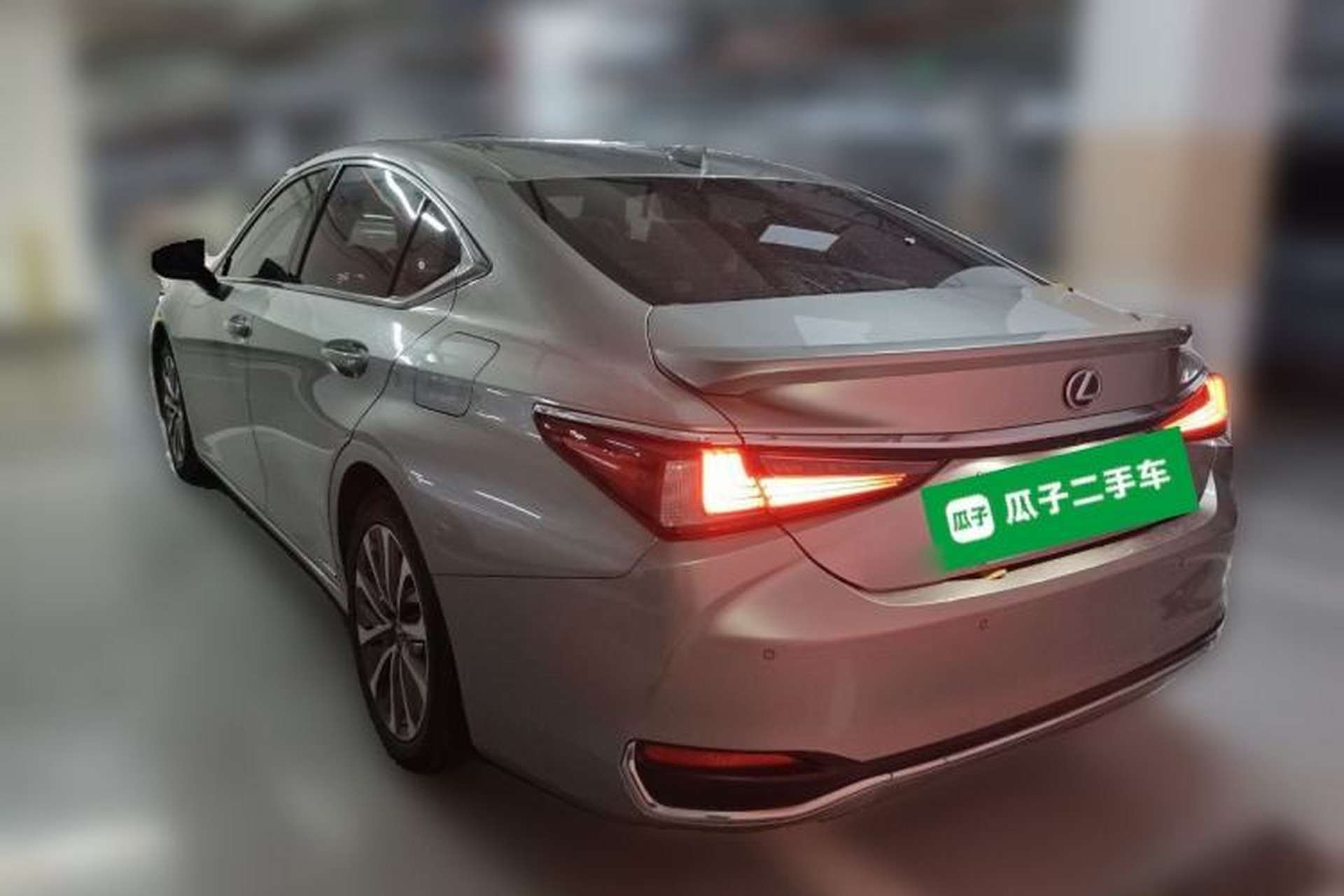 Used Lexus ES 2021 300h Excellence Edition Rear Left 45 Deg