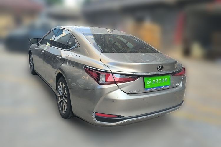 Used Lexus ES 2021 200 Excellence Edition Rear Left 45 Deg