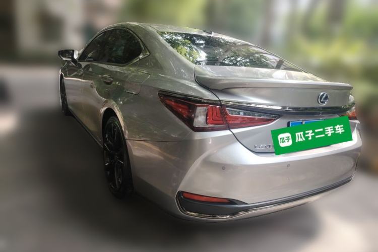 Used Lexus ES 2021 300h F SPORT Rear Left 45 Deg