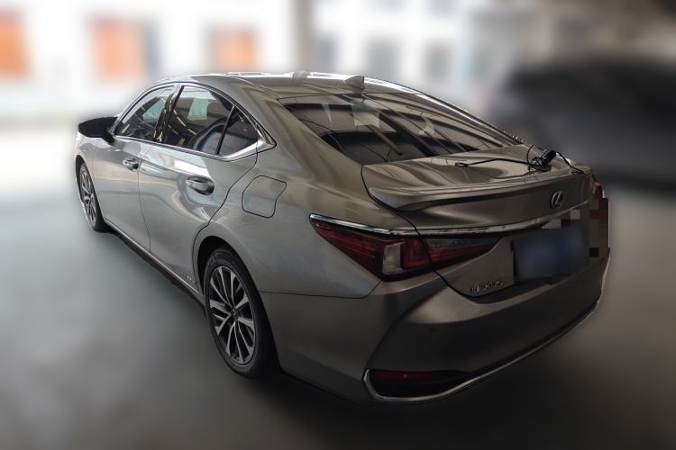 Used Lexus ES 2021 300h Excellence Edition Rear Left 45 Deg