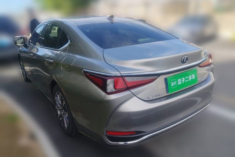 Used Lexus ES 2021 200 Excellence Edition Rear Left 45 Deg