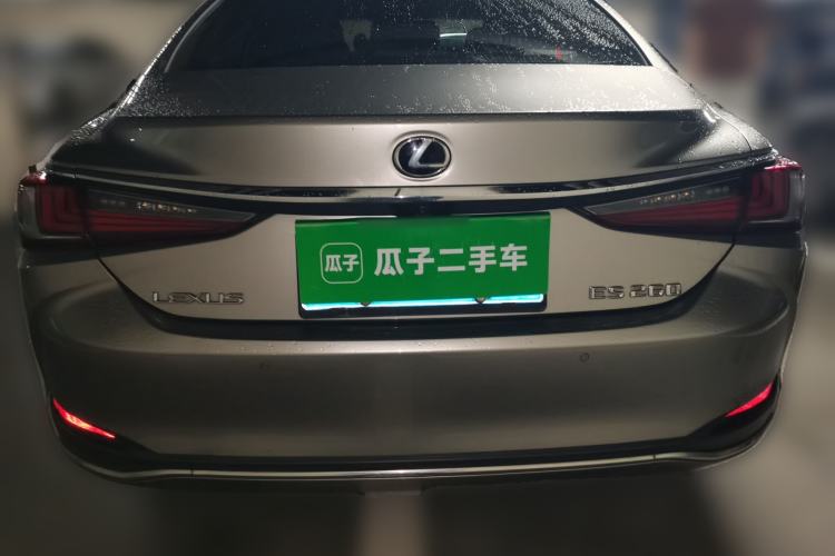 Used Lexus ES 2021 200 Luxury Edition Rear
