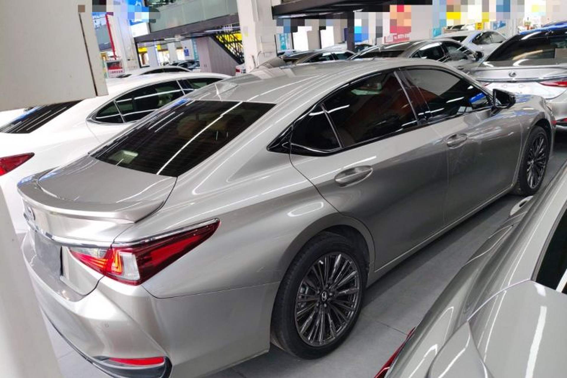 Used Lexus ES 2021 300h Deluxe Edition Rear Right 45 Deg