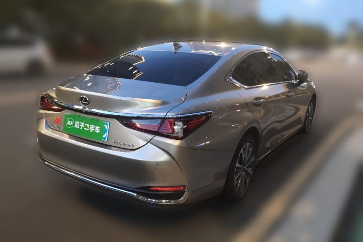 Used Lexus ES 2021 200 Excellence Edition Rear Right 45 Deg