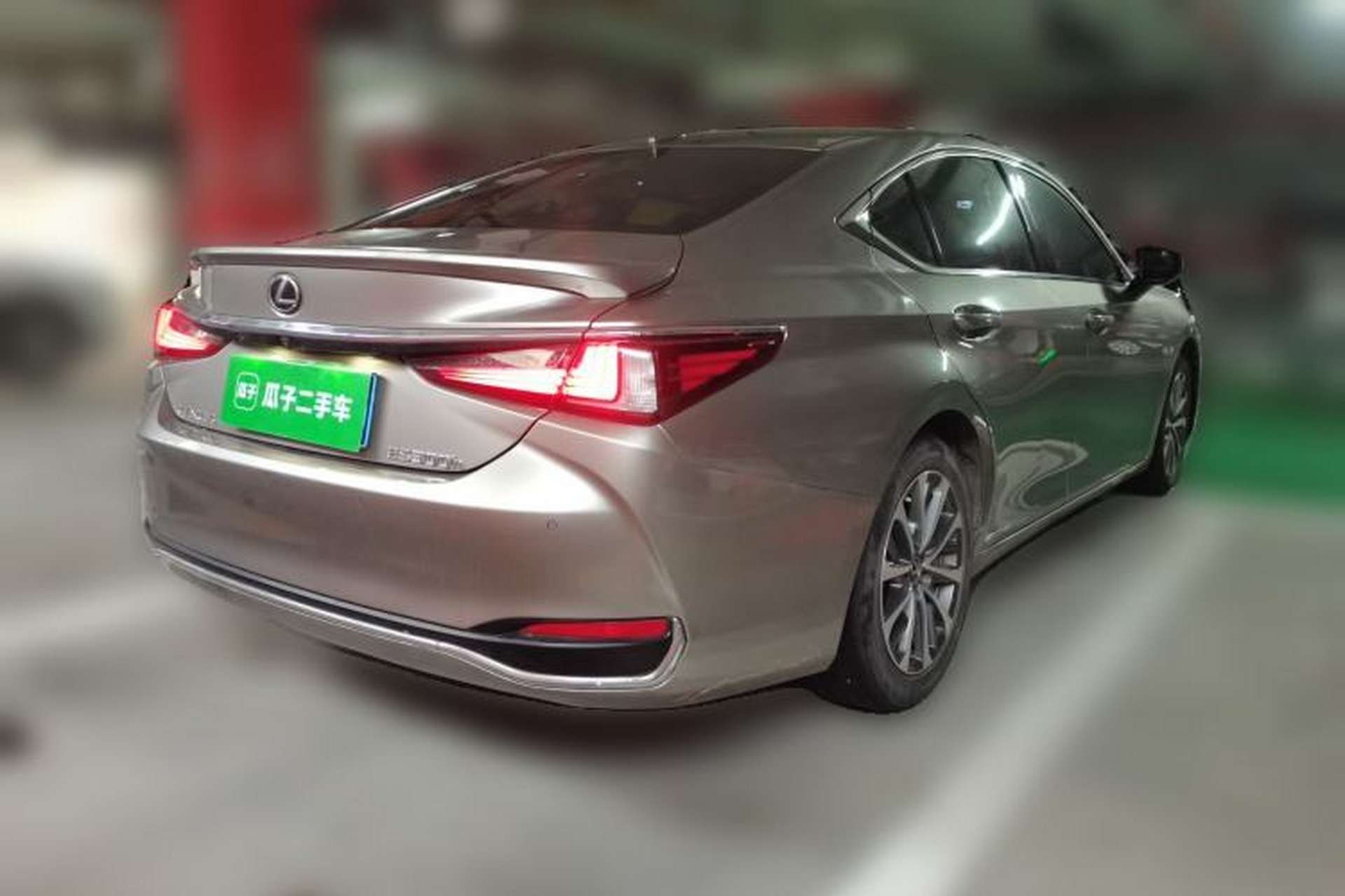 Used Lexus ES 2021 300h Excellence Edition Rear Right 45 Deg