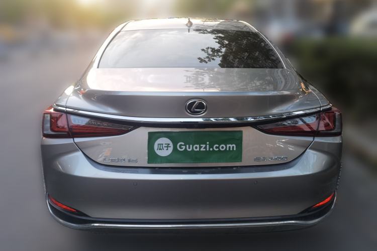 Used Lexus ES 2021 200 Excellence Edition Rear