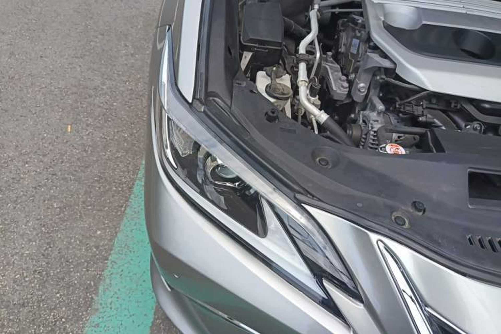 Used Lexus ES 2021 200 Excellence Edition Right Front Headlight