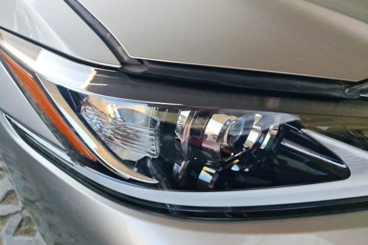 Used Lexus ES 2021 200 Excellence Edition Right Front Headlight