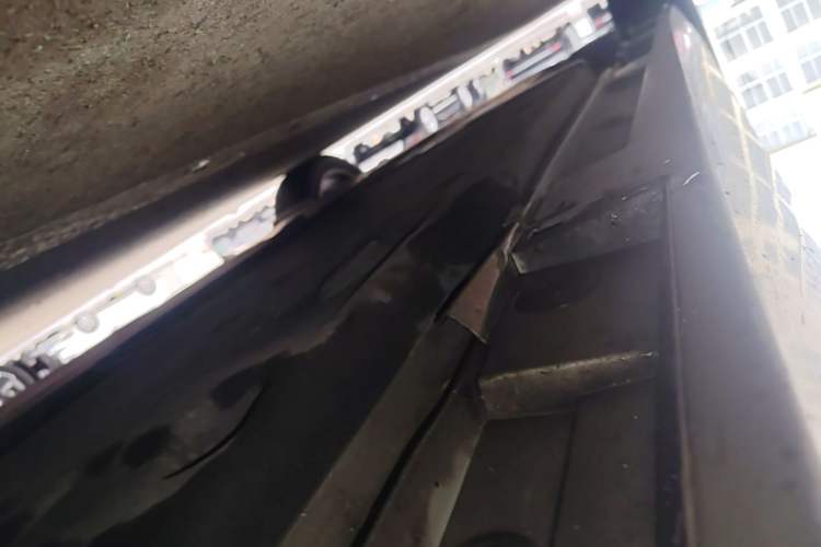 Used Lexus ES 2021 300h Excellence Edition Right Side Sill
