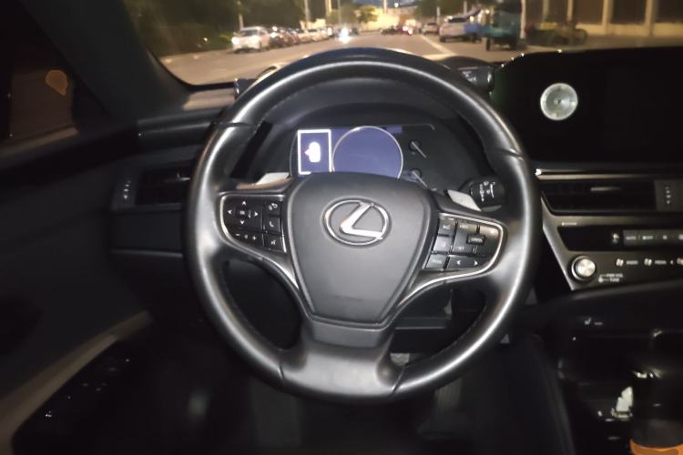 Used Lexus ES 2021 200 Excellence Edition Steering Wheel