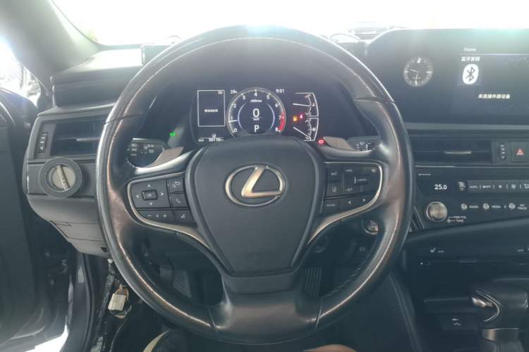 Used Lexus ES 2021 200 Excellence Edition Steering Wheel